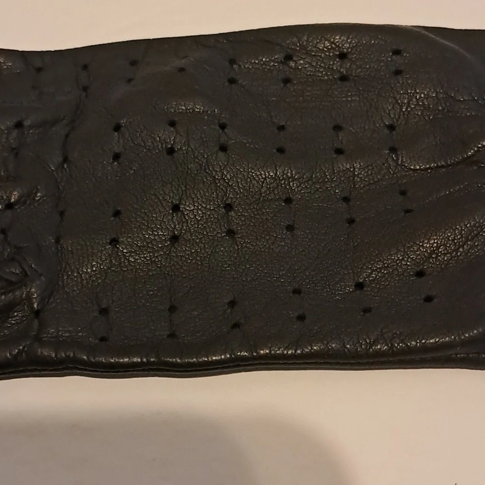 Vintage Leather Driving Gloves Perforated Elegant Sophisticated Fitted Preowned